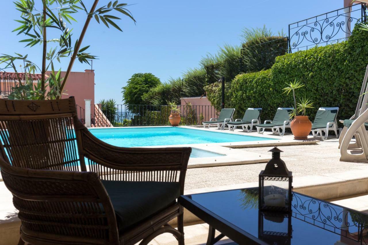 Apartamento Com Piscina Cruz Quebrada Exterior photo